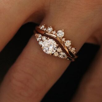 Unique Style Moissanite Round & Pear Cut Ring Set