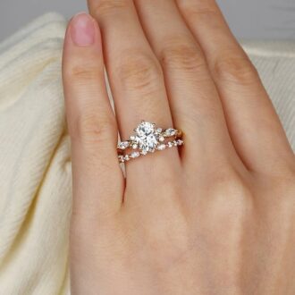 Moissanite Oval Cut Side Accent Bridal Set For Women