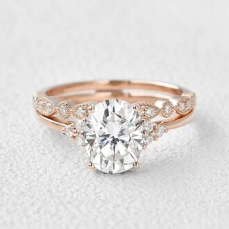 VVS1 Moissanite Oval Cut Seven Stone Wedding Ring Set For Her