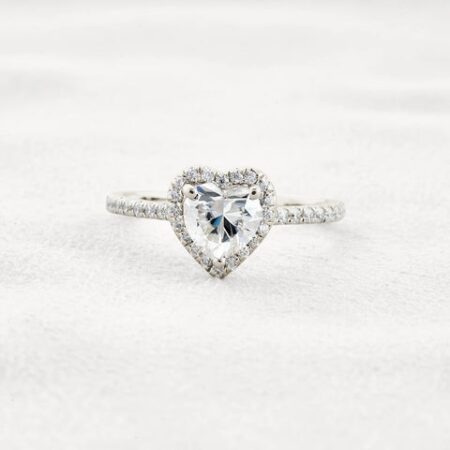Heart Cut VVS1 Moissanite Diamond Halo Engagement Ring