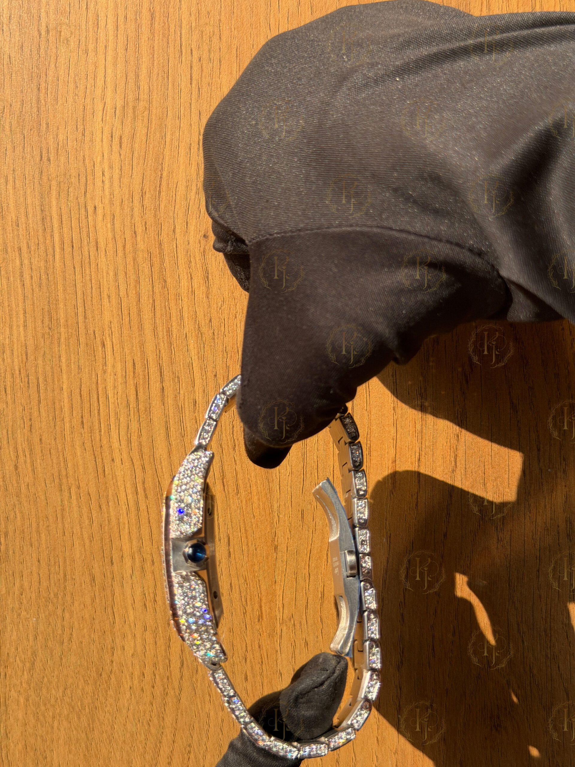 Krushnam’s Cartier Santos rose white Japan movement - Image 2