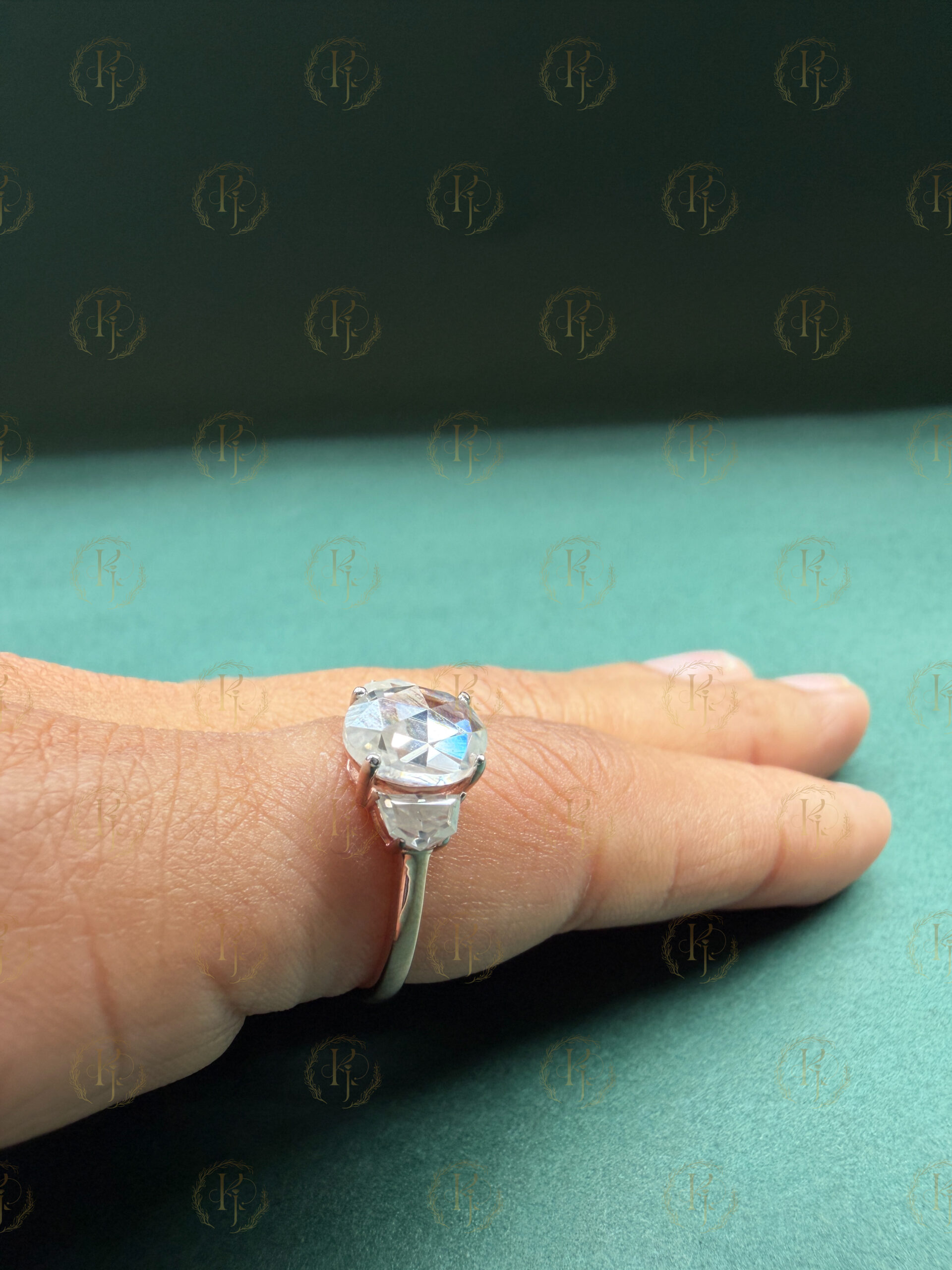 Engagement Ring with Oval shape Diamond and Rose tone for her - Image 2