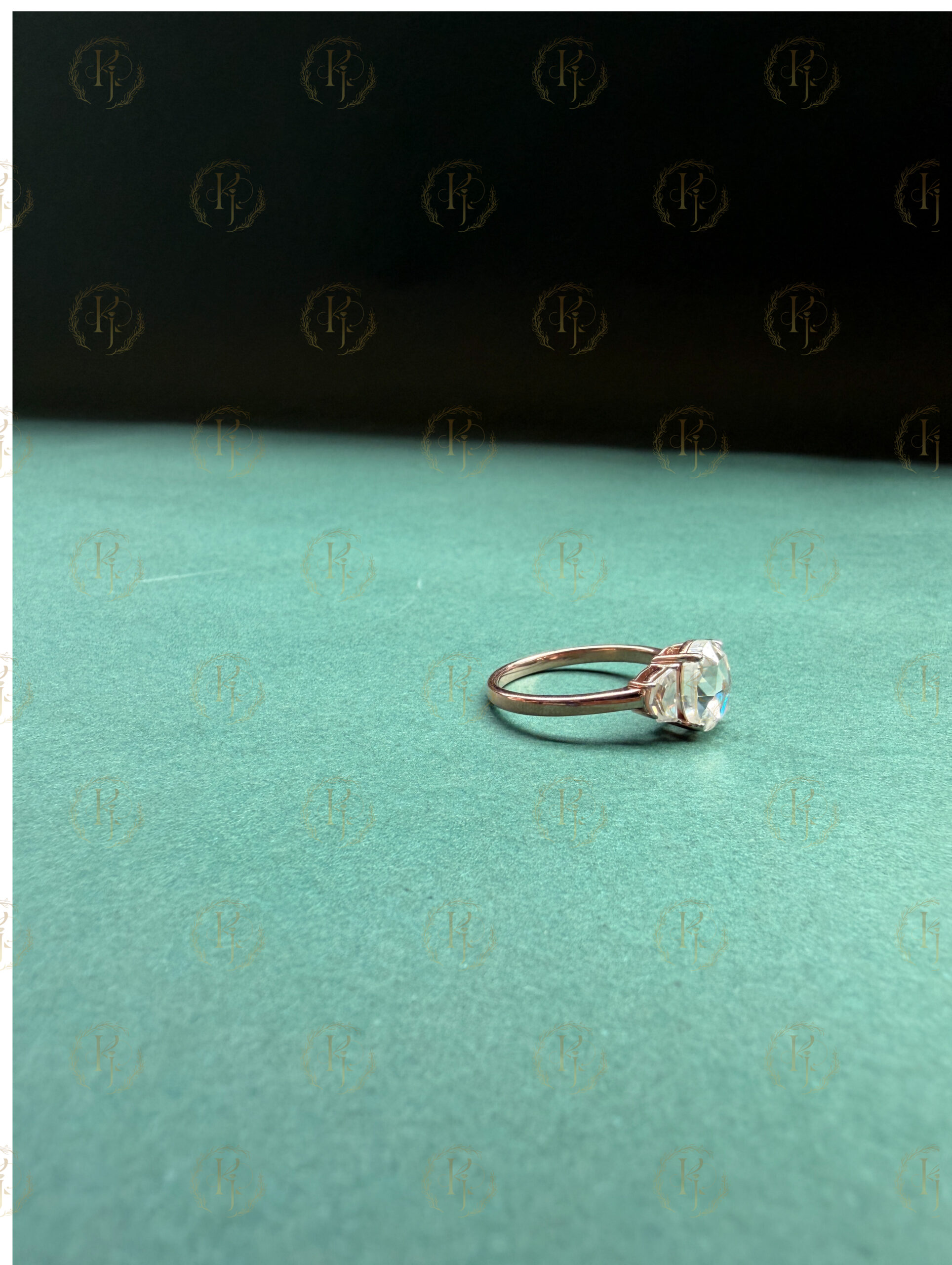 Engagement Ring with Oval shape Diamond and Rose tone for her - Image 4