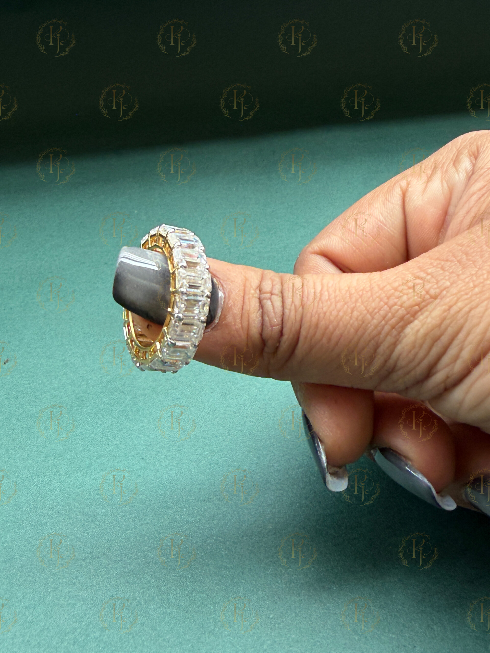 Bugget Diamond Ring with Yellow tone for Him - Image 8