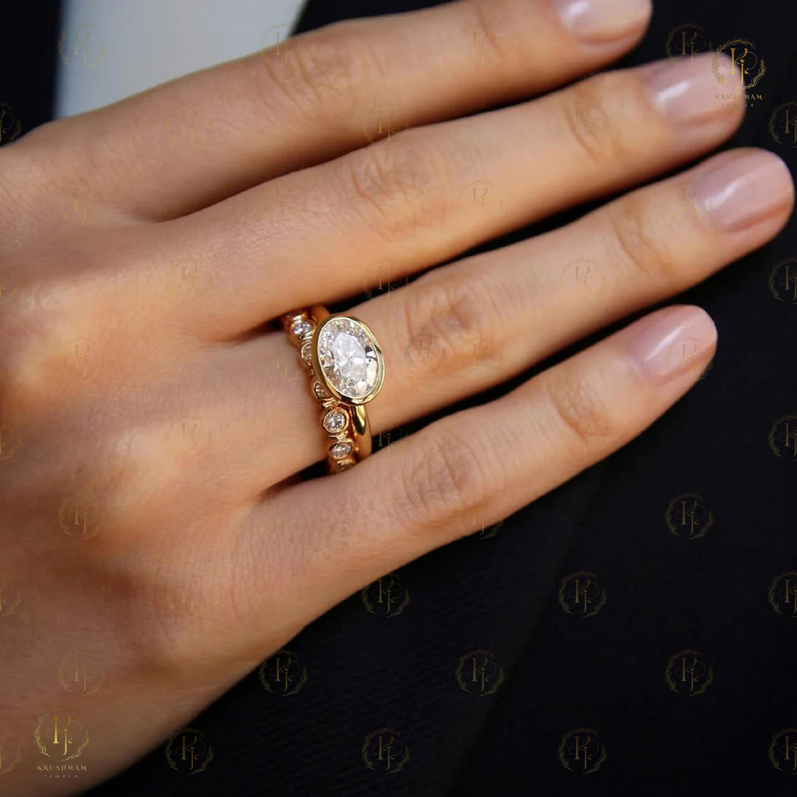 Big Oval diamond ring with Different ring (2 in 1)