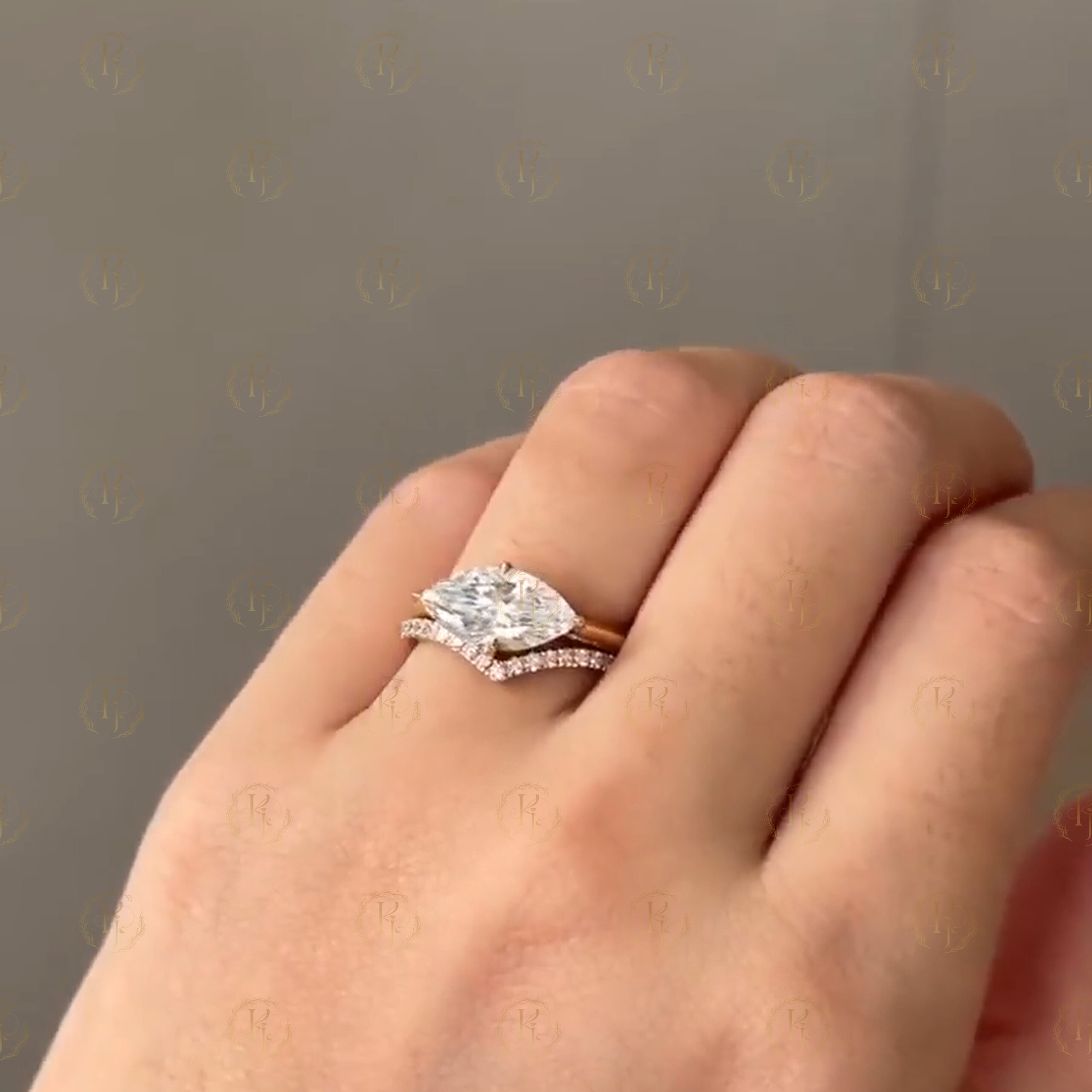 Mercury Diamond 3 in 1 classic Ring with yellow tone for daily wear - Image 4