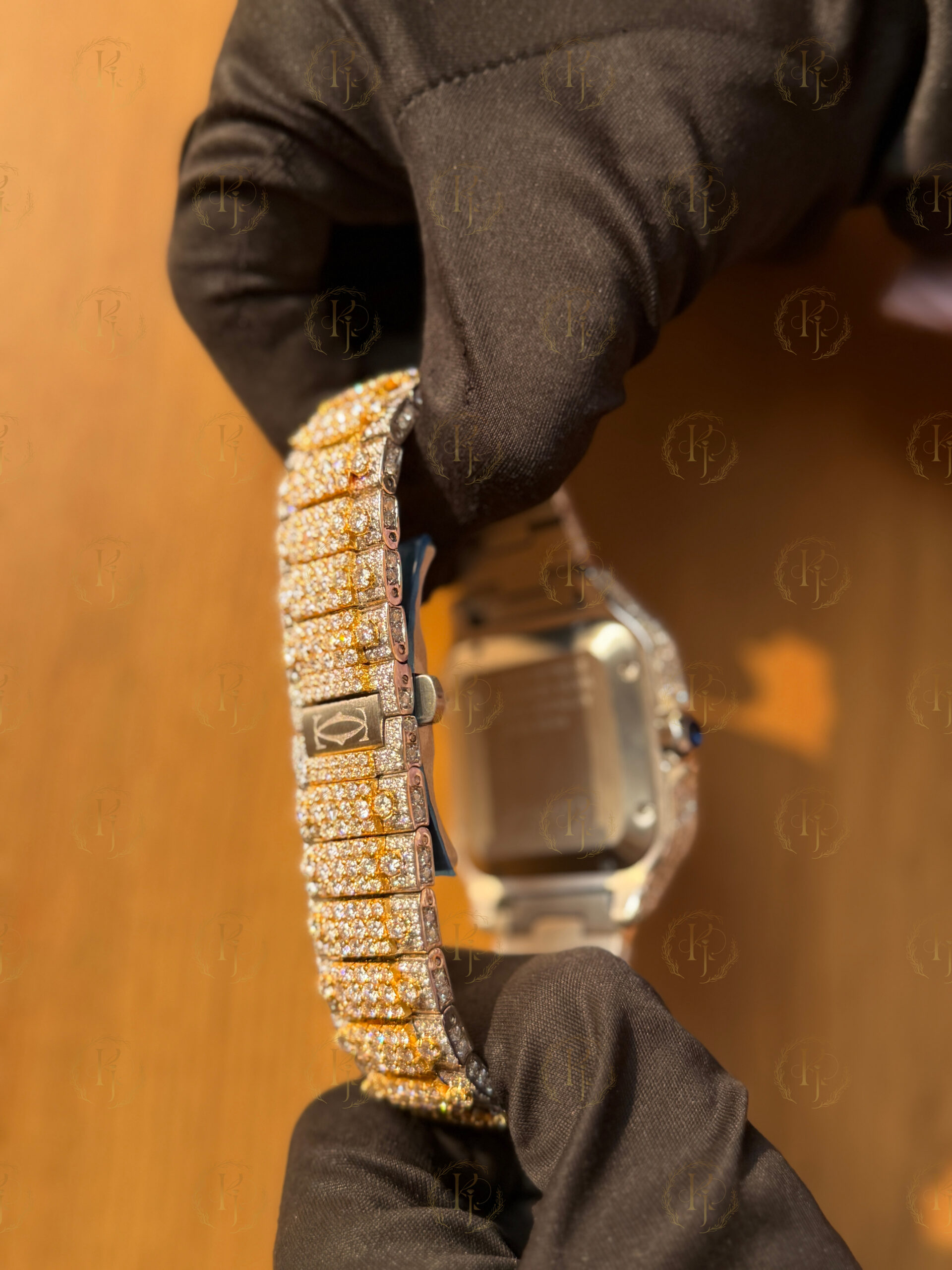 Cartier Santos Yellow White with Collet Band - Image 9