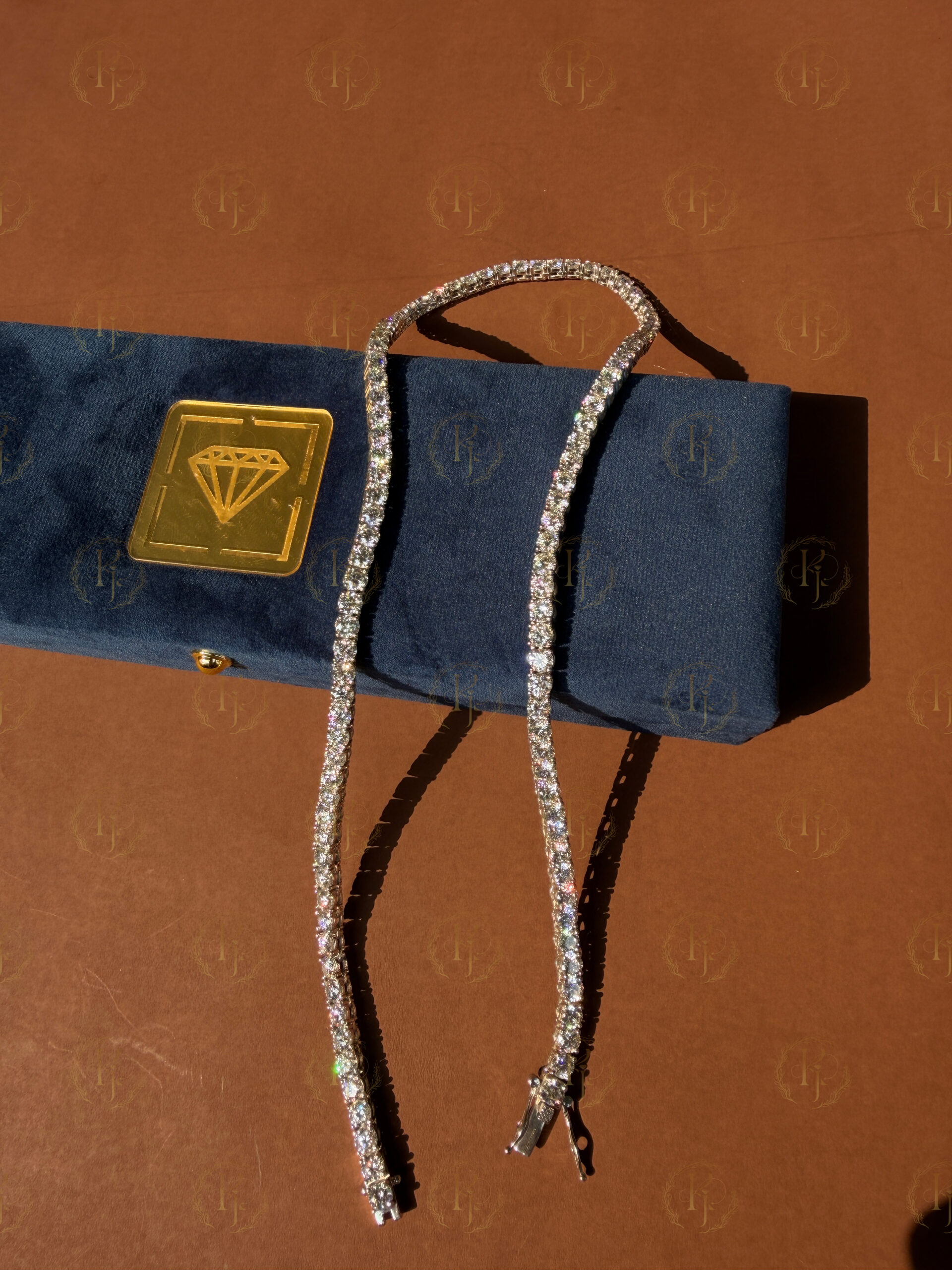 5mm 22inch Tennis chain with White tone - Image 4