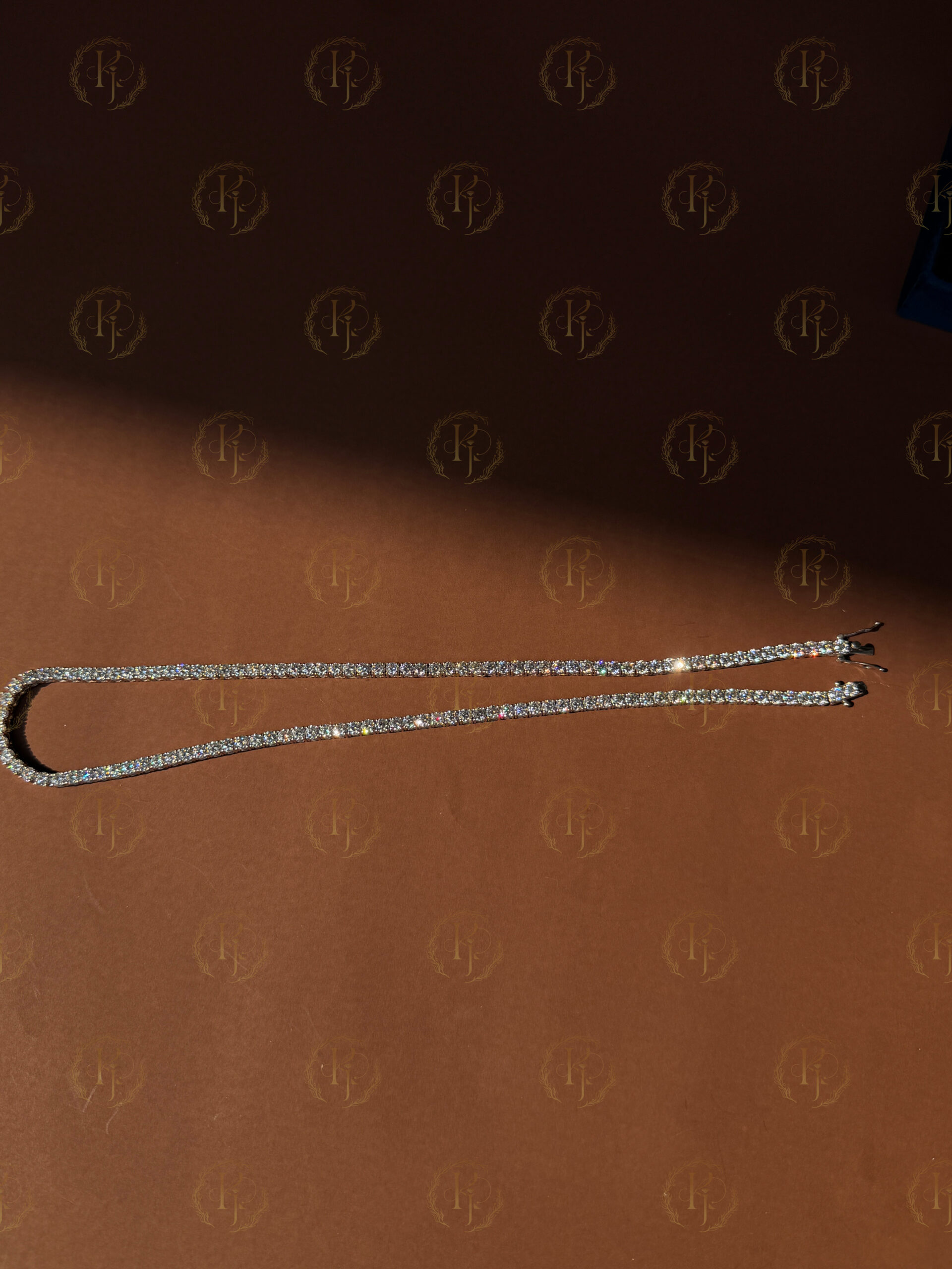 4mm 20inch Tennis chain with White tone