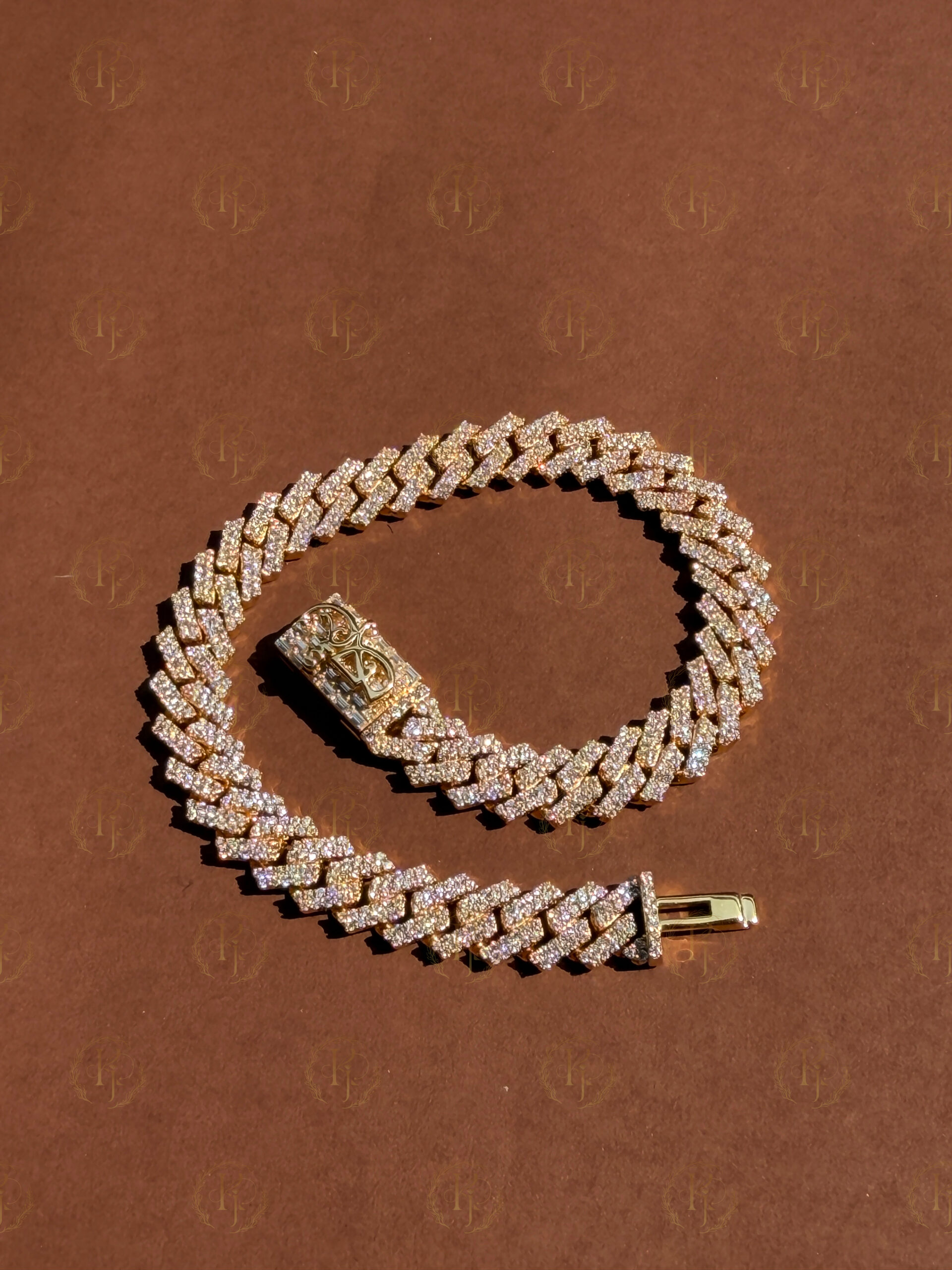 Custom Cuban bracelet with 10ct Real Gold and Moissanite Diamond and logo on lock - Image 2