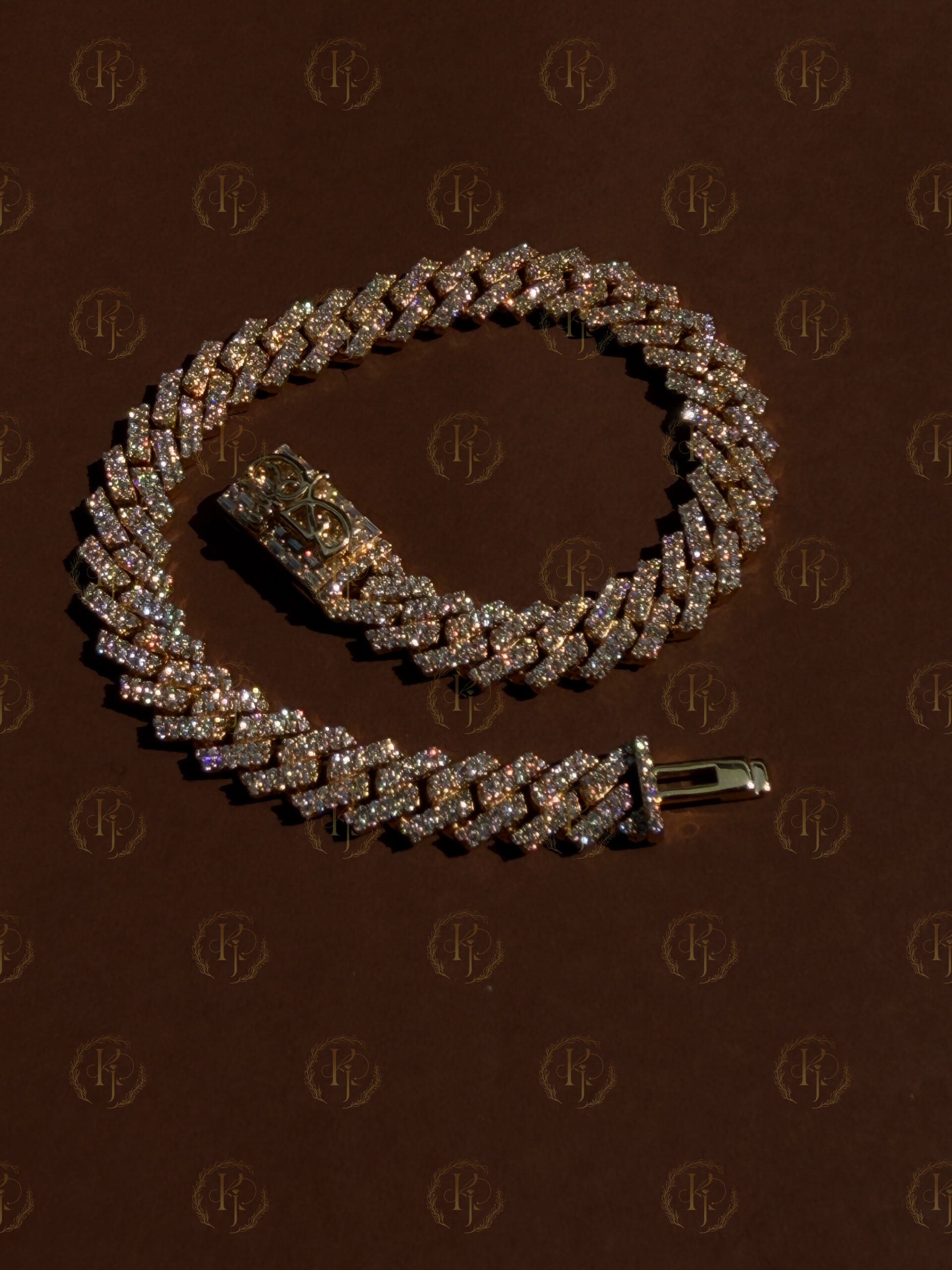 Custom Cuban bracelet with 10ct Real Gold and Moissanite Diamond and logo on lock - Image 9